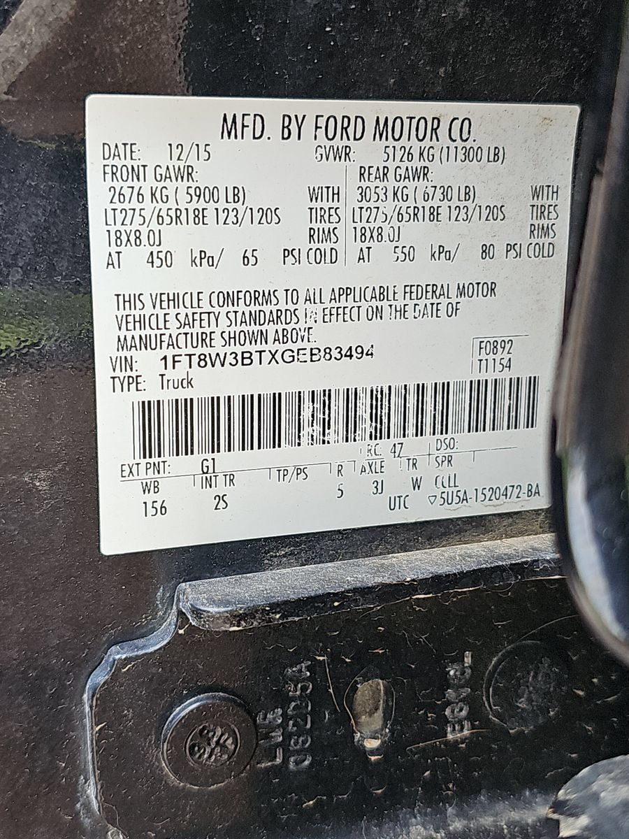 Used 2016 Ford F350 XLT w/ XLT Premium Package AWD/4WD image 12