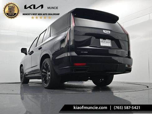 Used 2021 Cadillac Escalade Sport w/ Driver Assist Tech Package AWD/4WD image 52