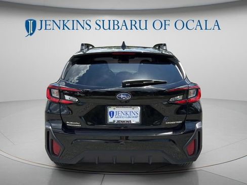 Used 2024 Subaru Crosstrek 2.5i Limited AWD/4WD image 4