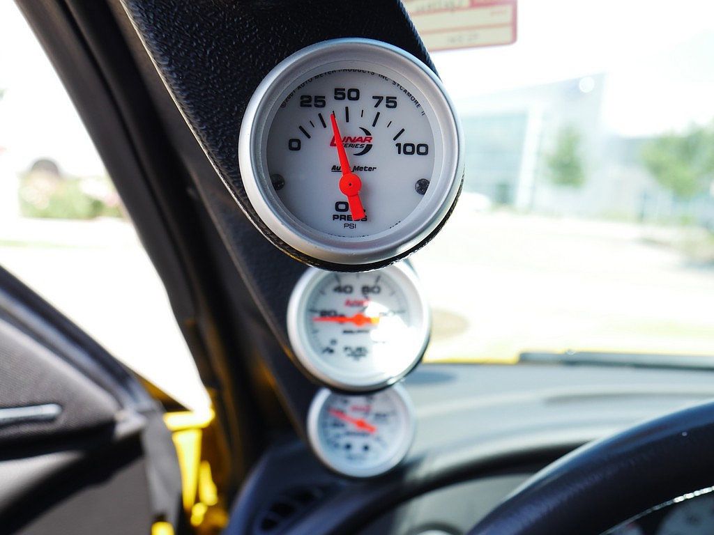 Used 2004 Ford Mustang Cobra RWD image 26