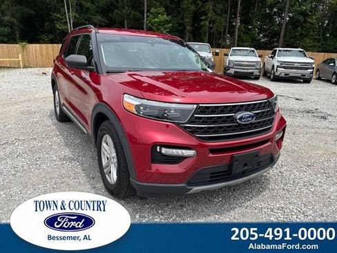 Used 2020 Ford Explorer XLT w/ Equipment Group 202A RWD image 1