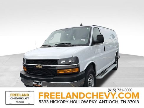 Used 2023 Chevrolet Express 2500 w/ Driver Convenience Package image 7