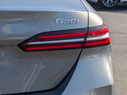 New 2026 BMW 530i RWD image 25