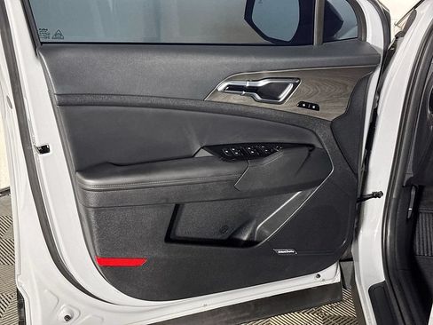 Certified 2023 Kia Sportage X-Pro Prestige AWD/4WD image 11