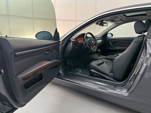 Used 2007 BMW 328i Coupe image 16