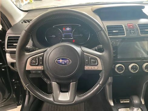 Used 2018 Subaru Forester 2.5i Limited AWD/4WD image 18