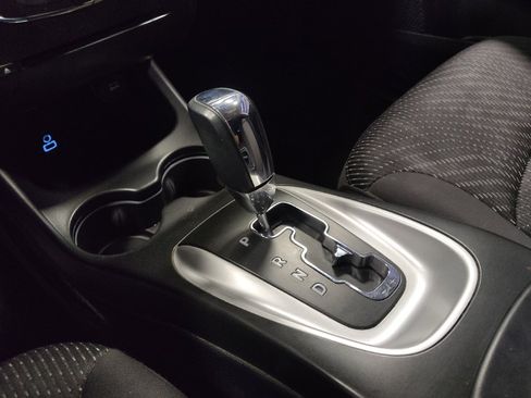 Used 2018 Dodge Journey SE w/ Popular Equipment Group FWD image 26