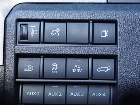 Used 2025 Toyota 4Runner Trailhunter image 26