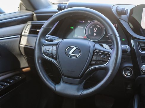 Used 2024 Lexus ES 300h w/ Premium Package FWD image 15