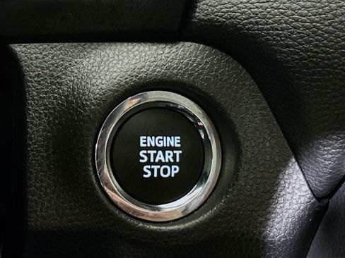 Used 2025 Toyota RAV4 XLE Premium image 20