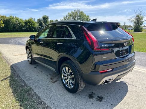 Used 2021 Cadillac XT4 Premium Luxury w/ Driver Awareness Package AWD/4WD image 5