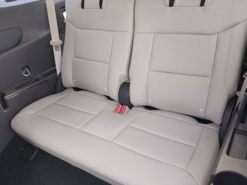 Used 2023 Ford Explorer Platinum w/ Equipment Group 601A image 25