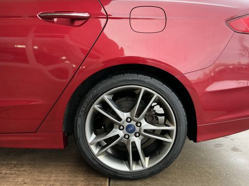 Used 2015 Ford Fusion Titanium image 23