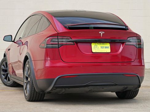Used 2023 Tesla Model X AWD/4WD image 6