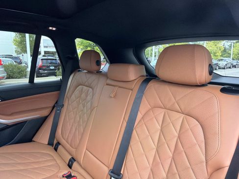 Certified 2024 BMW X5 xDrive50e w/ Premium Package AWD/4WD image 13