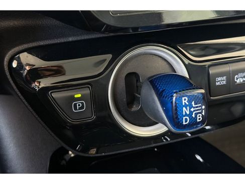 Used 2022 Toyota Prius Prime XLE FWD image 24