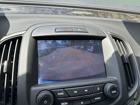 Used 2014 Buick LaCrosse Leather FWD image 21