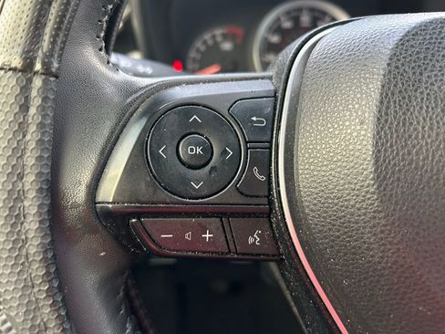 Used 2022 Toyota Corolla SE image 18