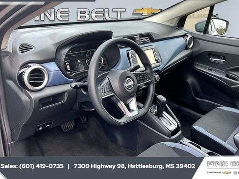 Used 2025 Nissan Versa SV image 12