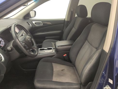 Used 2018 Nissan Pathfinder SV FWD image 17