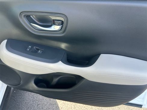 New 2026 Honda HR-V LX image 18