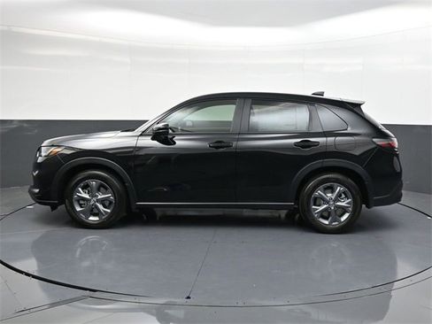 New 2026 Honda HR-V LX image 2