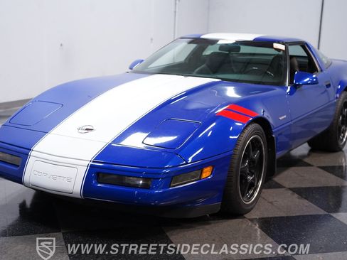 Used 1996 Chevrolet Corvette Coupe RWD image 17