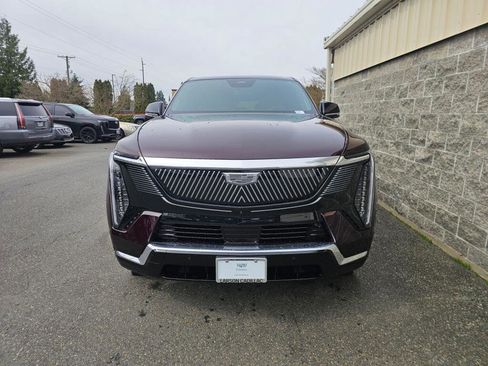 Certified 2025 Cadillac Escalade IQ Luxury 2 image 11