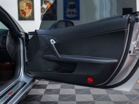 Used 2009 Chevrolet Corvette Z06 w/ Preferred Equipment Group image 37