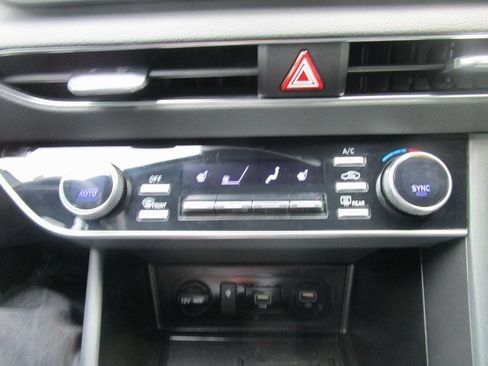 Used 2022 Hyundai Sonata SEL Plus image 15