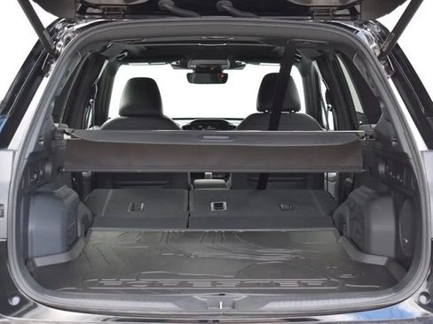 Used 2025 Subaru Forester Sport AWD/4WD image 31