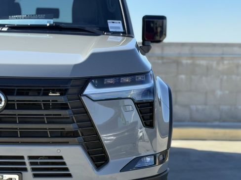 Certified 2024 Lexus GX 550 550 Overtrail+ image 7