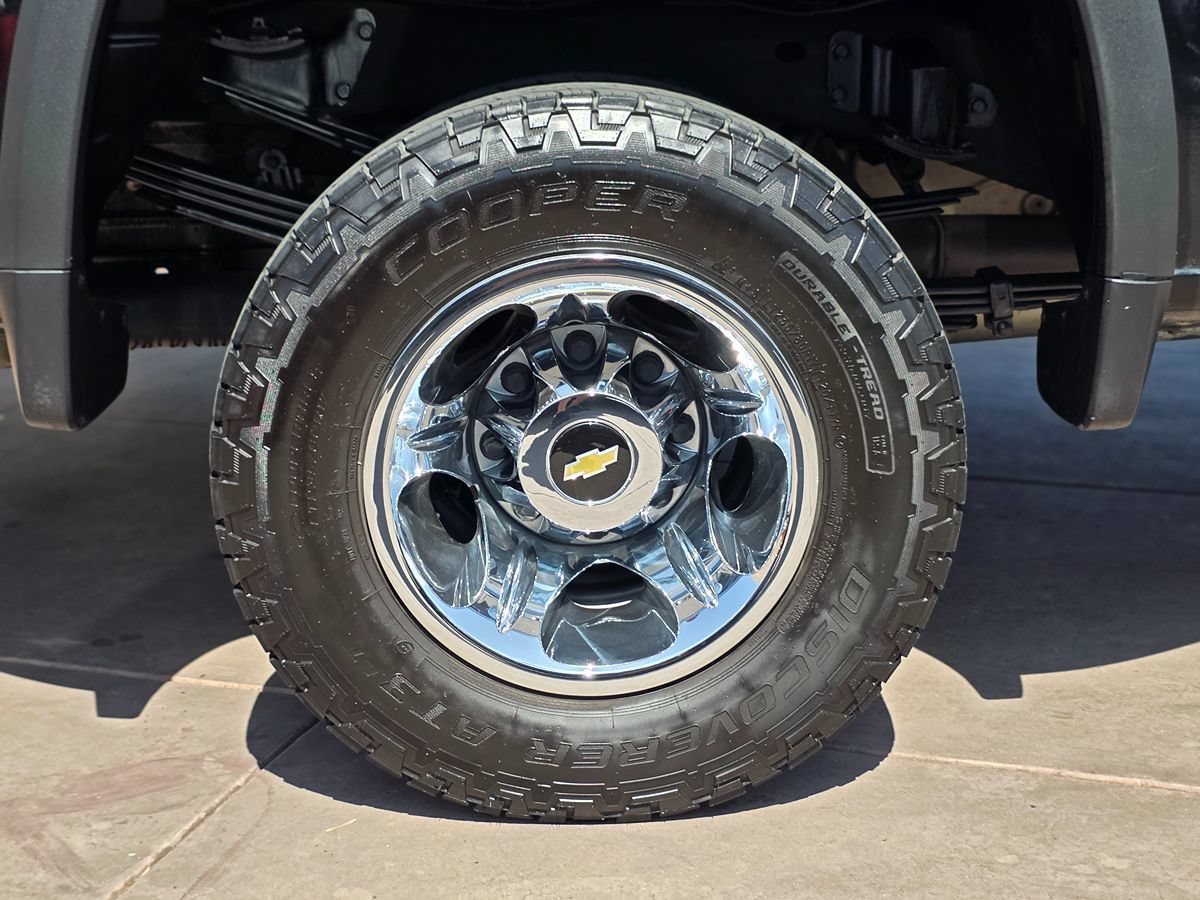 Used 2022 Chevrolet Silverado 3500 LTZ w/ LTZ Plus Package AWD/4WD image 11