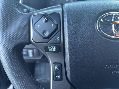 Used 2023 Toyota Tacoma TRD Off-Road image 21