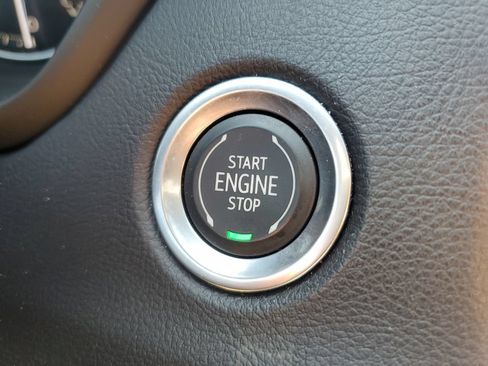 Used 2023 Cadillac XT4 Sport FWD image 22