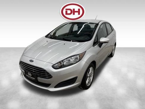 Used 2019 Ford Fiesta SE w/ Cold Weather Package image 8