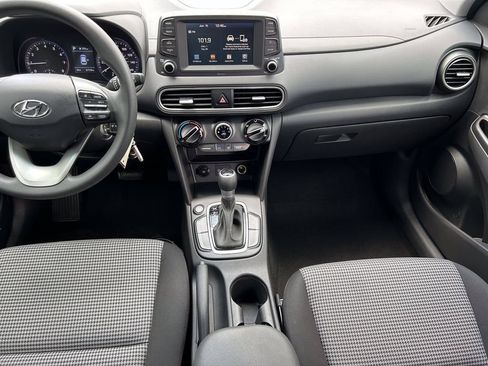 New 2026 Hyundai Kona Limited FWD image 17