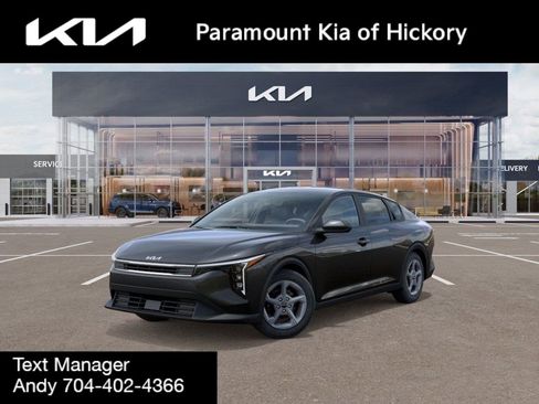 New 2025 Kia K4 FWD image 1