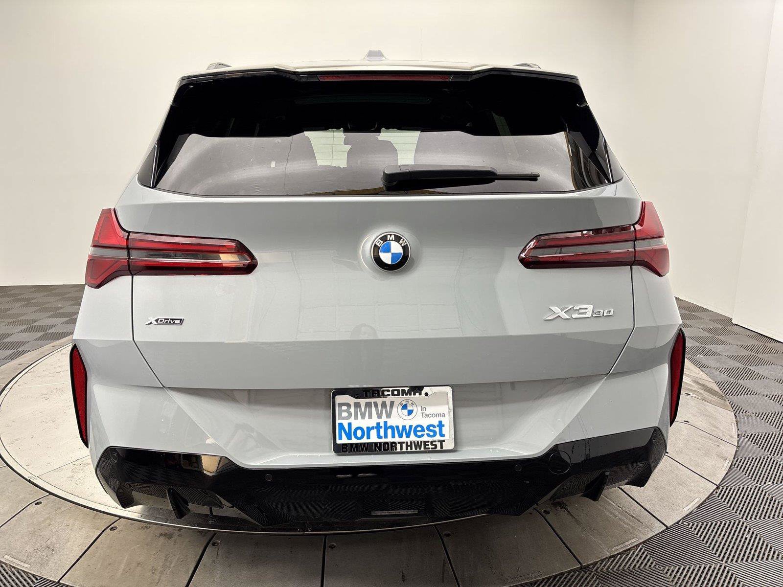 New 2026 BMW X3 xDrive30i w/ M Sport Package AWD/4WD image 15