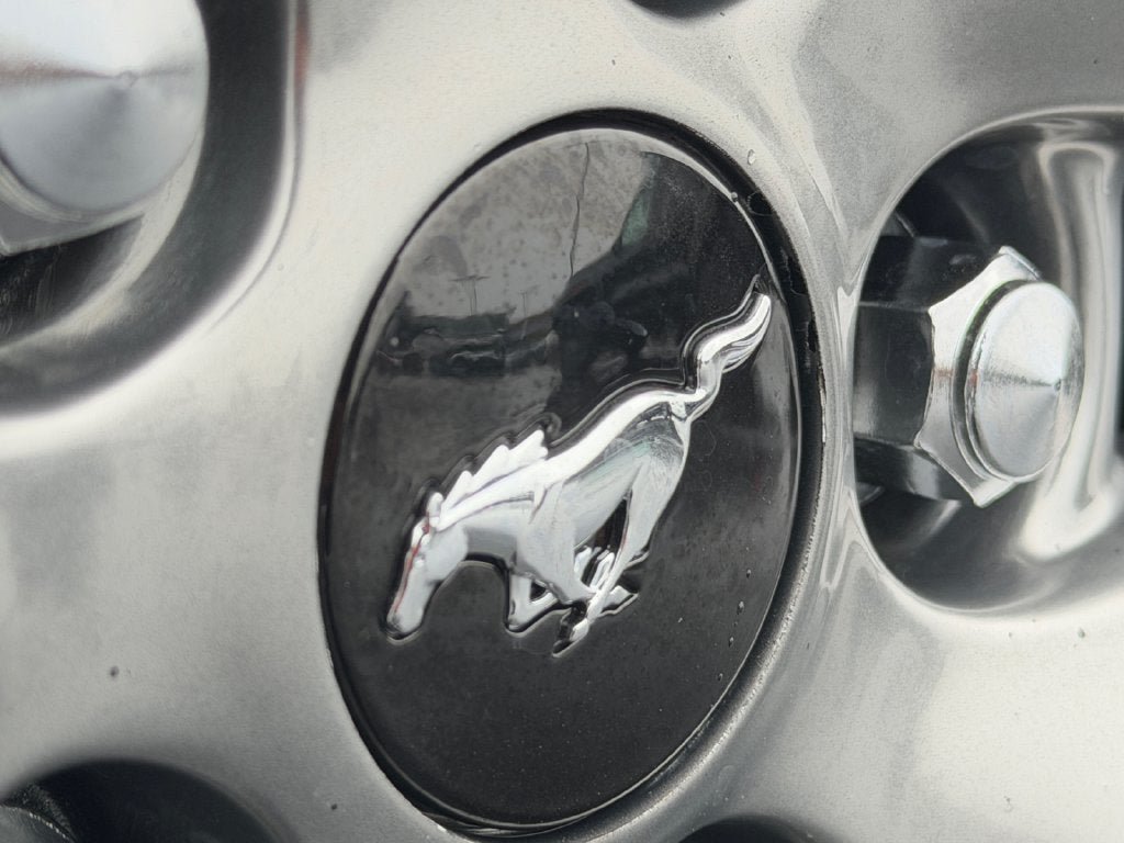 Used 2016 Ford Mustang Premium RWD image 36