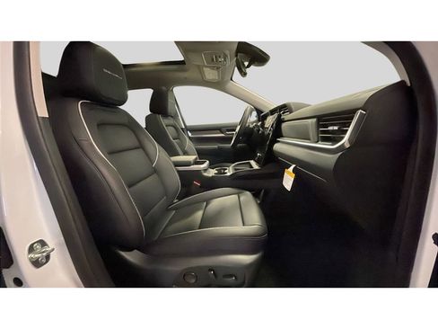 New 2026 GMC Terrain Denali image 18