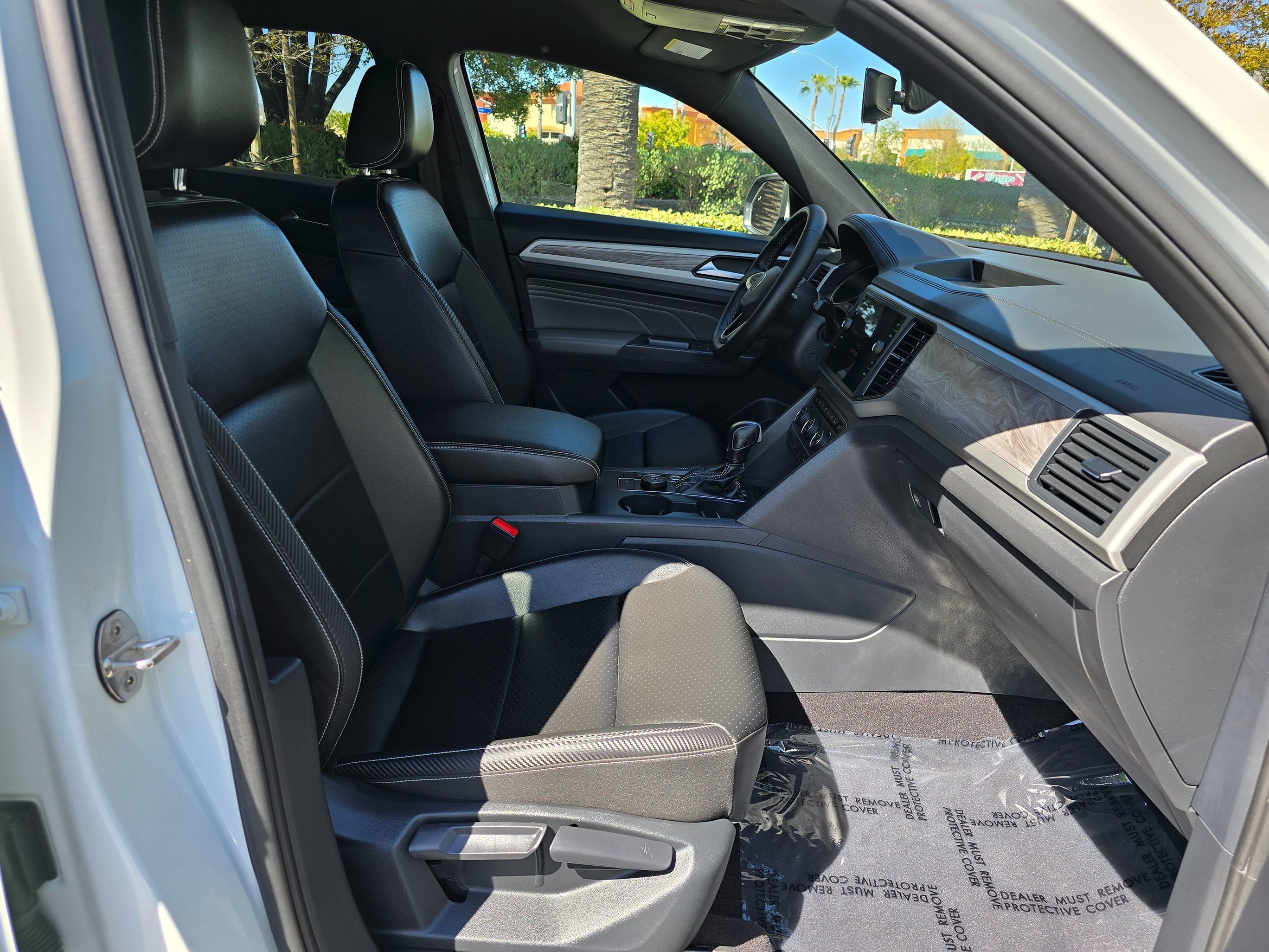 Used 2021 Volkswagen Atlas Cross Sport SE AWD/4WD image 30