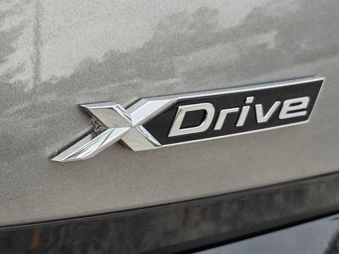 Used 2024 BMW 740i xDrive w/ Premium Package image 15