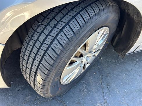 Used 2014 Honda Odyssey LX image 19