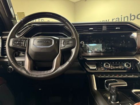 Used 2024 GMC Sierra 1500 Denali Ultimate AWD/4WD image 10