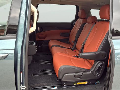 New 2026 Kia Carnival SX FWD image 16