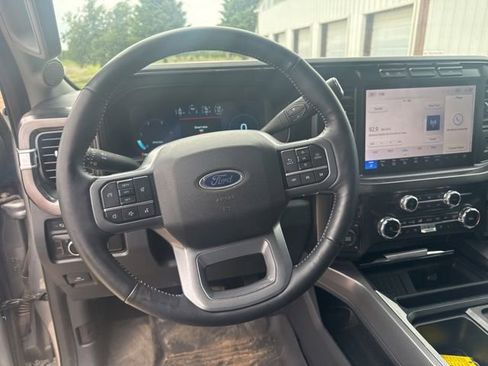 Used 2024 Ford F350 Lariat w/ Black Appearance Package AWD/4WD image 13