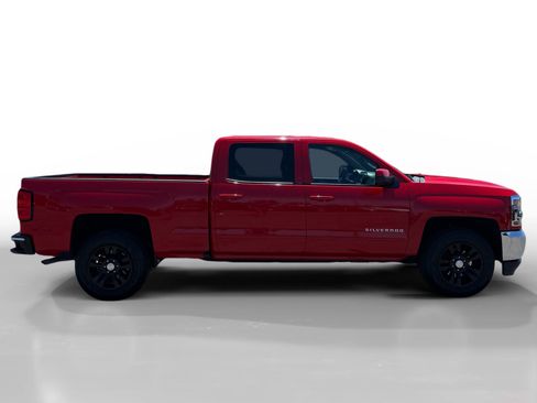 Used 2017 Chevrolet Silverado 1500 LT w/ LT Plus Package RWD image 6