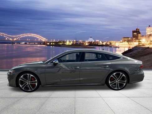 Used 2024 Audi S7 Prestige AWD/4WD image 2