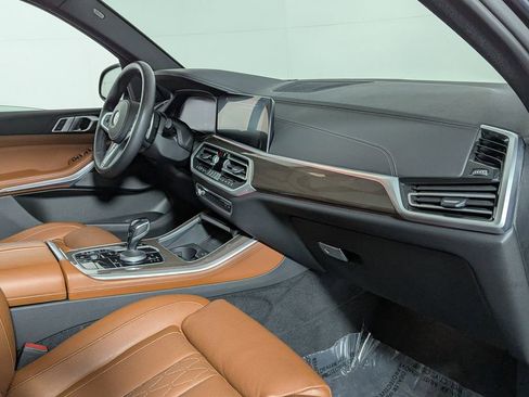 Used 2021 BMW X5 M50i w/ Dynamic Handling Package image 32